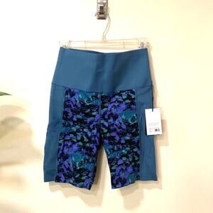 New with Tags Knix Period Leek-proof pocket Shorts Galáctica Print Everyday S